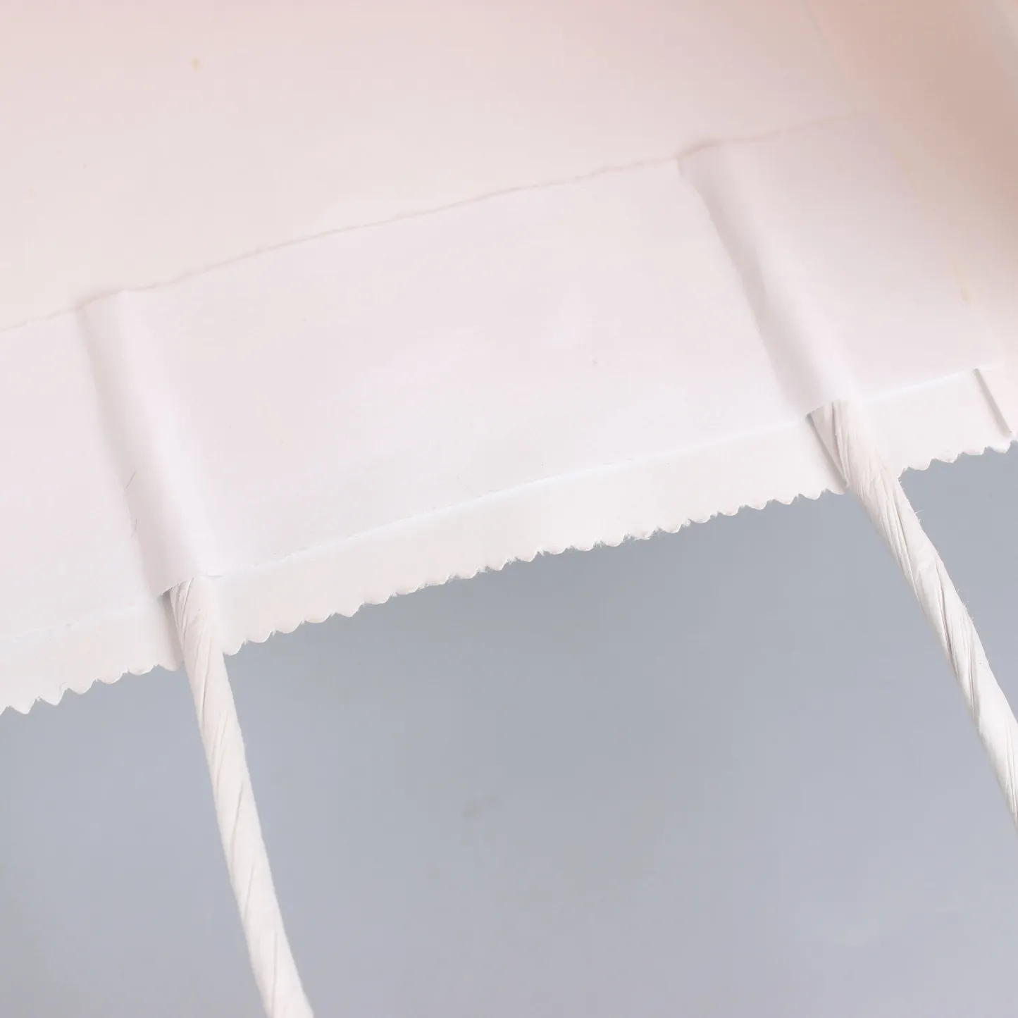 Custom White Kraft Paper Shopping Bag